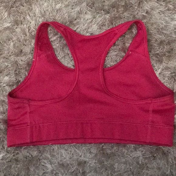 Nike sports bra - Picture 2 of 3